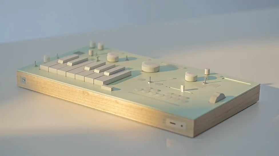Nopia MK1 synth